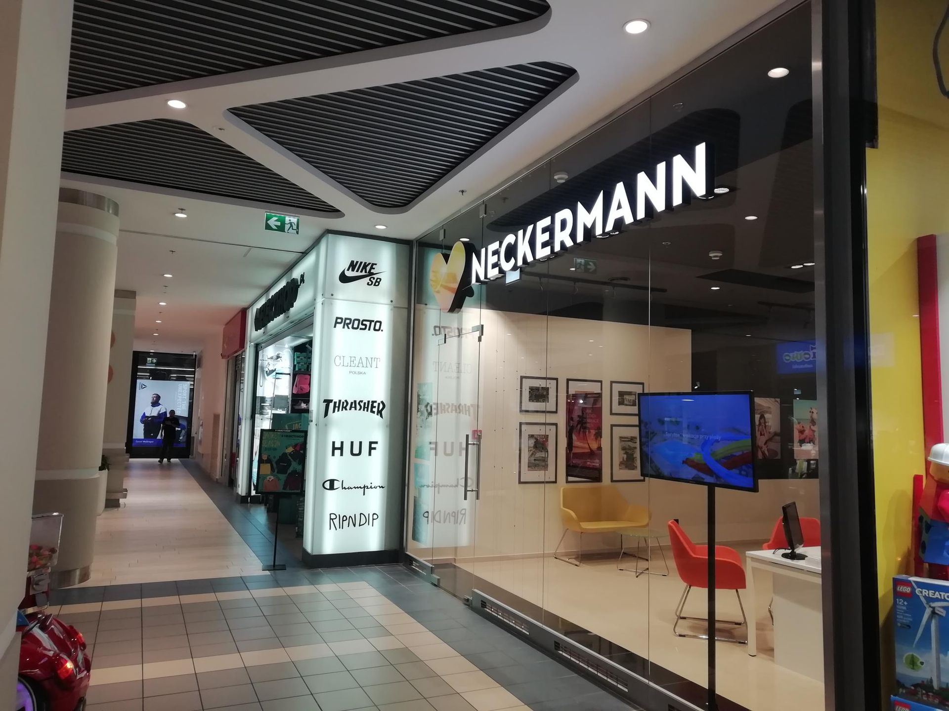 Neckermann wznowi działalność? Trwają negocjacje