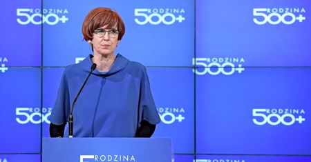 500+. Najpóźniej w sierpniu złóż wniosek, żeby otrzymywać świadczenie nieprzerwanie