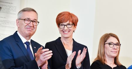 Elżbieta Rafalska w Brukseli. Biznes i związki zgodne: to spora strata