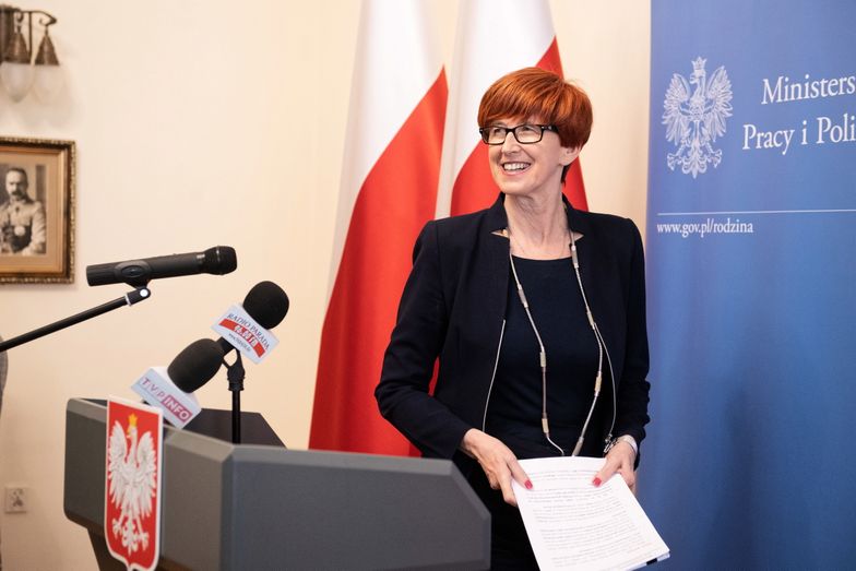Minister rodziny, pracy i polityki społecznej Elżbieta Rafalska