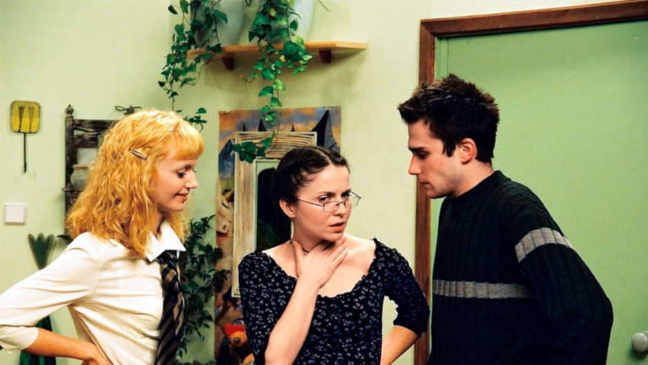 Agnieszka Michalska, Olga Borys i Michał Lesień w serialu "Lokatorzy"