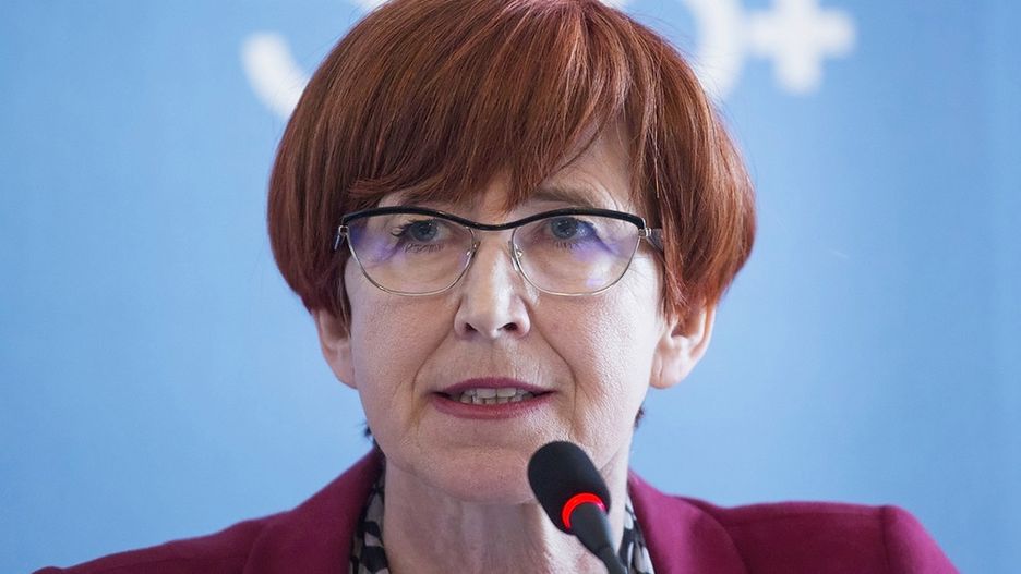 - Najwięcej wniosków o 500+ złożono w woj. mazowieckim i  śląskim - poinformowała minister Elżbieta Rafalska