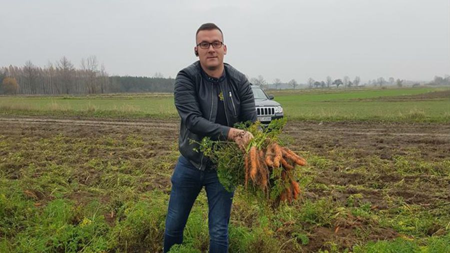 Łukasz Gębka robi biznes z Lidlem na ekologicznych warzywach