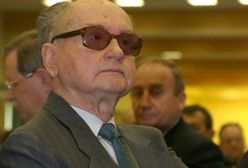 Rodziny Jaruzelskiego i Kiszczaka będą zmieniać nagrobki? Poseł PiS: Trzeba to wymazać