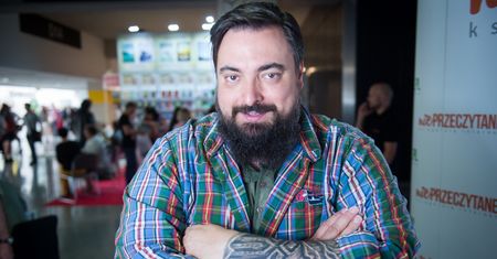 "Tylko nie mów nikomu". Sekielski nie zarobi na licencjach. Choć telewizje mogłyby płacić tysiące euro