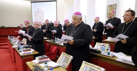 Kościół chce pomóc ofiarom księży. Powołują fundację
