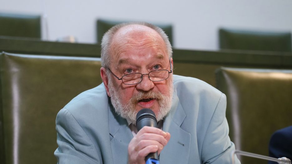 Józef Iwulski odpierał oskarżenia