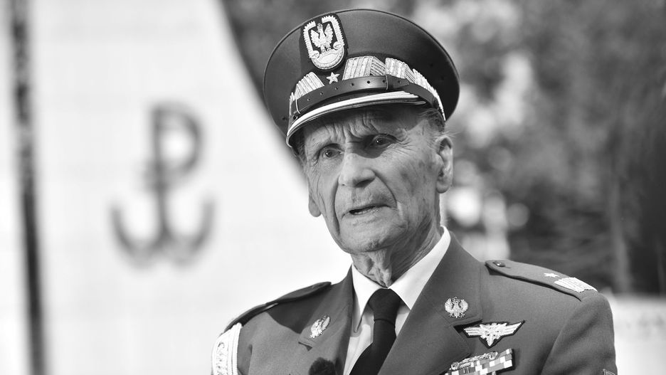 W sieci pojawiły się zdjęcia aktualnego stanu pomnika generała