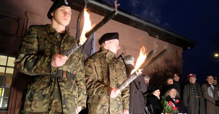 Obchody 99. rocznicy powstania wielkopolskiego znów bez wojskowej asysty. Przez apel smoleński