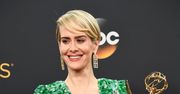 LOOK OF THE DAY: Sarah Paulson w szmaragdach Prady