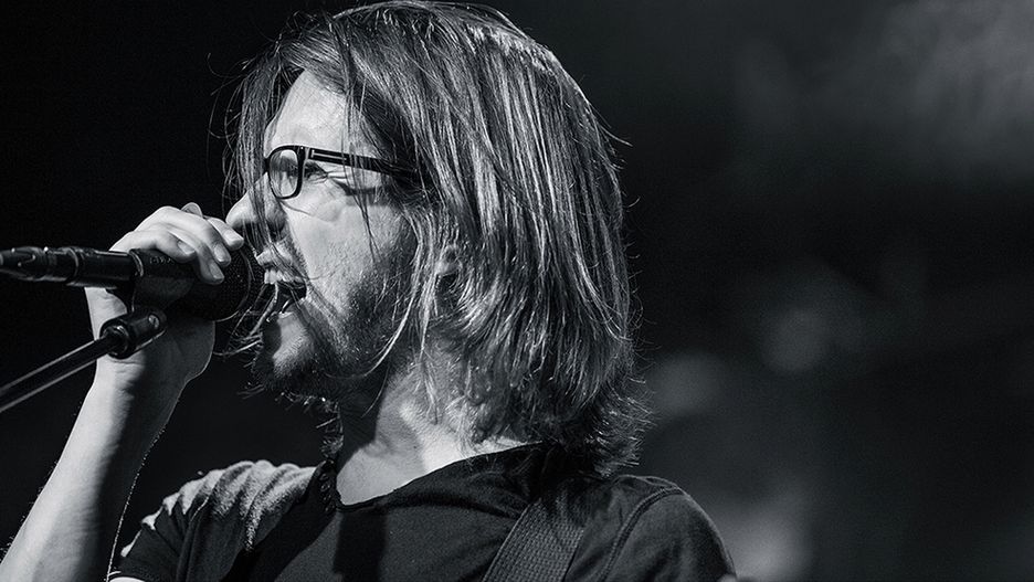 Brytyjski muzyk, kompozytor, multiinstrumentalista, wokalista i producent muzyczny