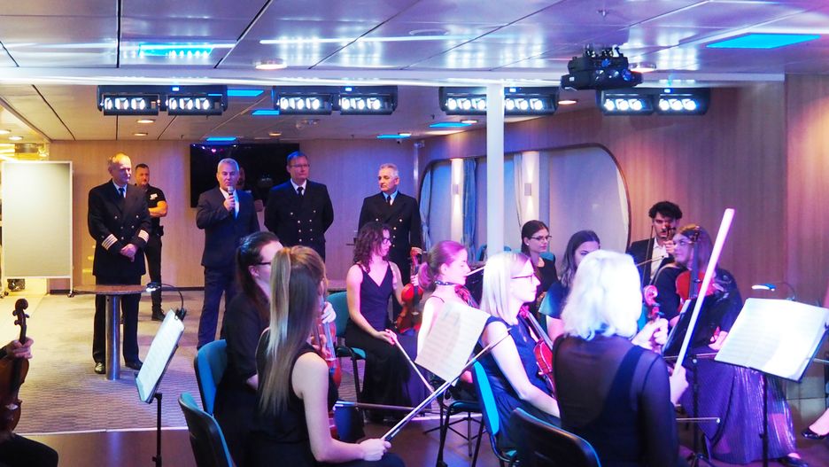 Kołobrzeska Orkiestra Kameralna zagrała na promie Nova Star