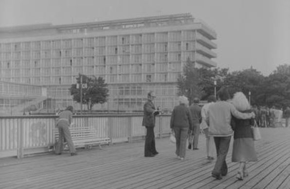 Sanatorium "Bałtyk" w 1975 r. ...
