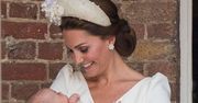 Księżna Kate miała na chrzcie Louisa kremową sukienkę. Nie bez powodu