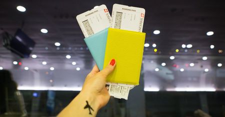 Nigdy nie przepłacam za bilety lotnicze. Stosuję te zasady i latam za grosze