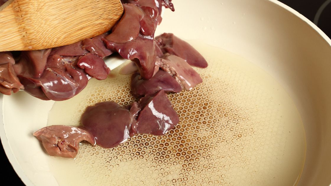 Smażenie wątróbki