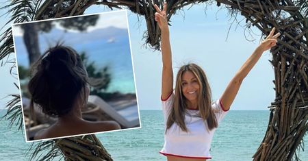 Małgorzata Rozenek, osłonięta ręcznikiem, kusi gorącymi kadrami z wakacji. Nie wiadomo na co się patrzeć