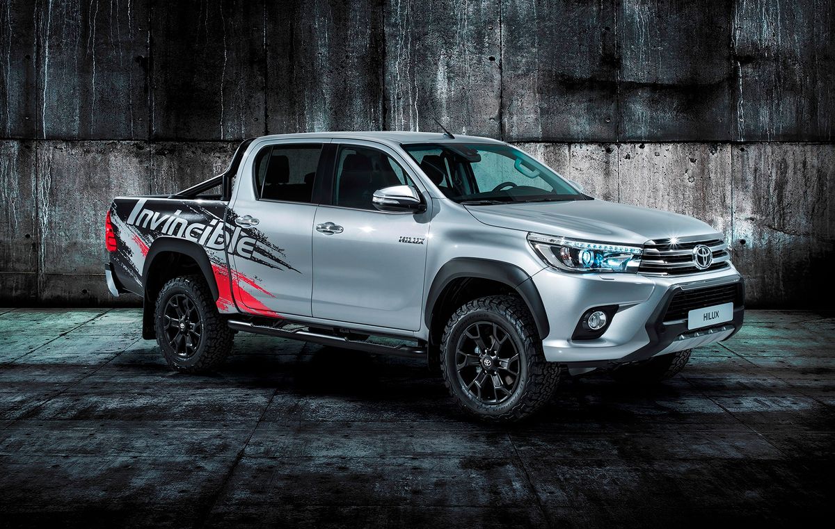 Toyota Hilux Invicible 50 na specjalną okazję. To będzie wielkie święto