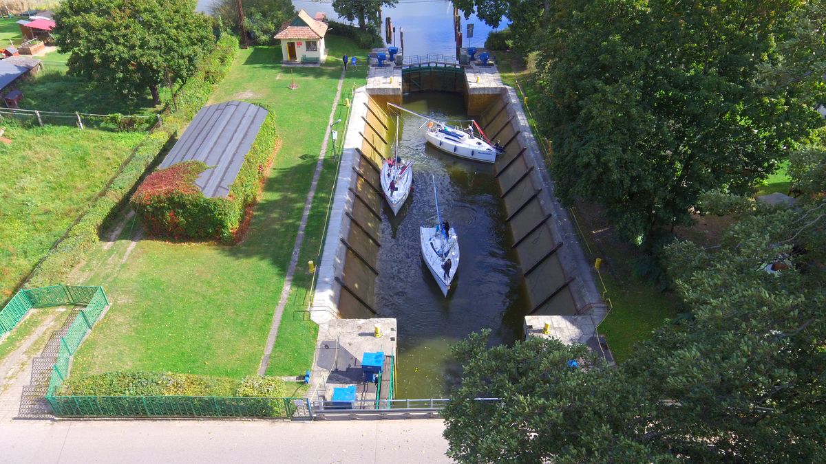 Śluza Guzianka wymaga gruntownego remontu. Powstała w 1879 r.