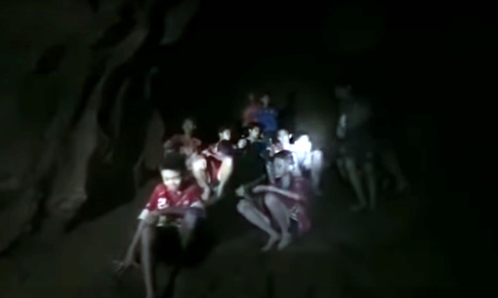 Tajska drużyna znaleziona w jaskini. To jednak nie koniec dramatu