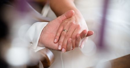 "Kościelnego nie będzie". Rodziny szaleją, gdy słyszą o decyzji narzeczonych