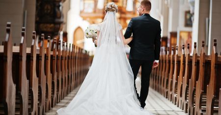 Panna młoda nie zaprosiła koleżanki na ślub. Bała się, że skupi na sobie całą uwagę otoczenia