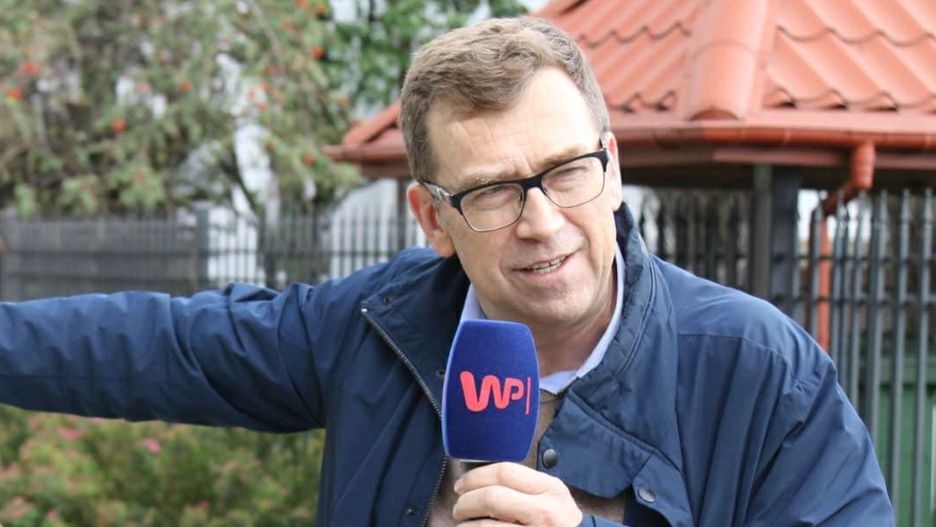 Maciej Orłoś przy "Maluchu"
