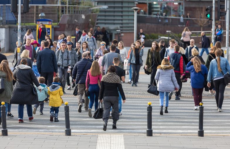 Polacy chcą większej opieki państwa. Ale jest wśród nas też sporo "wywrotowców"