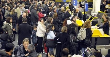 Chaos na lotniskach całego świata. Awaria systemu dotyczy nawet 120 linii lotniczych