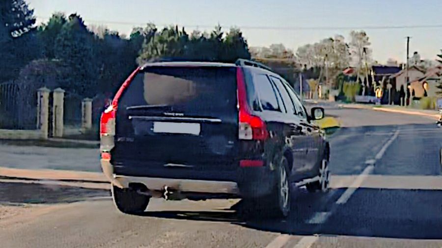Podkarpacie. Auto bez opony, a w środku pijana matka z 4-latkiem