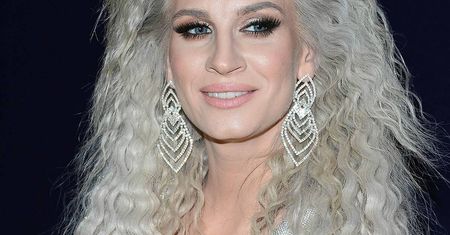 Sylwia Grzeszczak w sukience  z sieciówki za 49 złotych zrobiła furorę w sieci. Tańsza już nie będzie