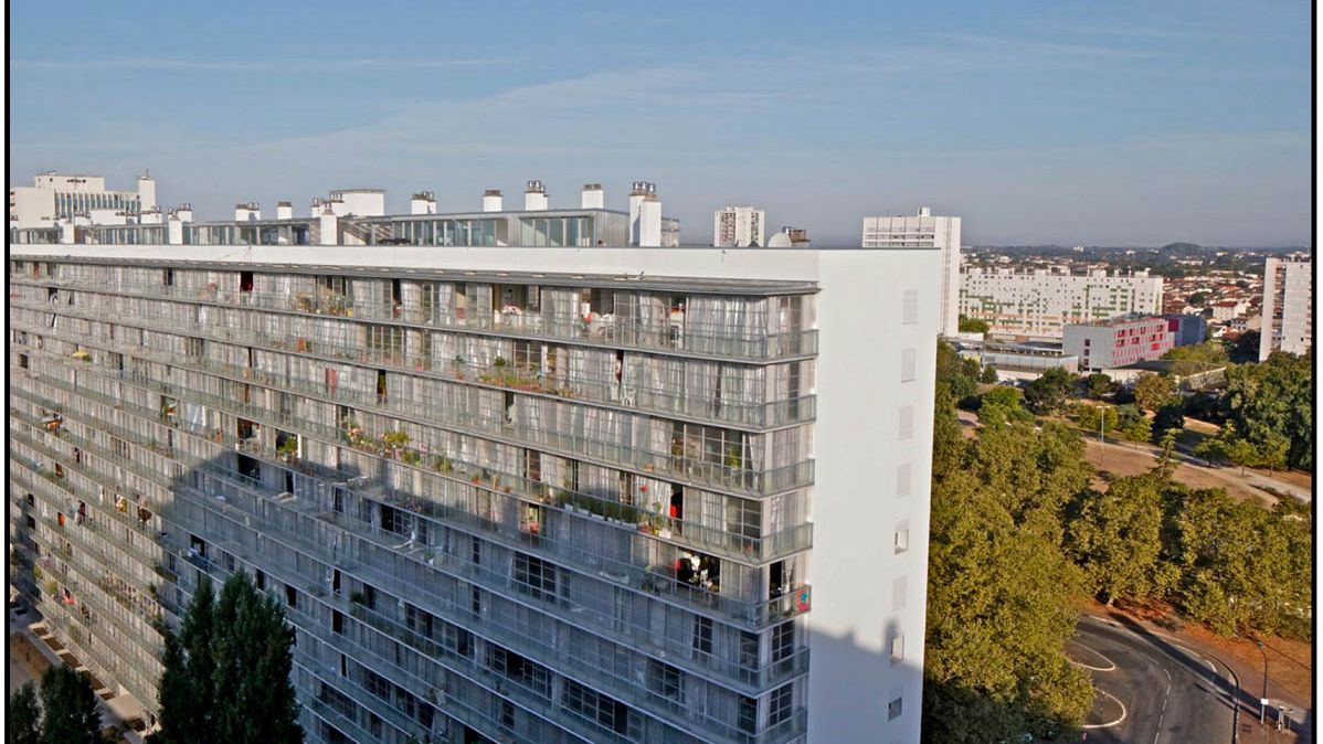 Przykład modernizacji budynku wielkopłytowego pochodzi z francuskiego Bordeaux