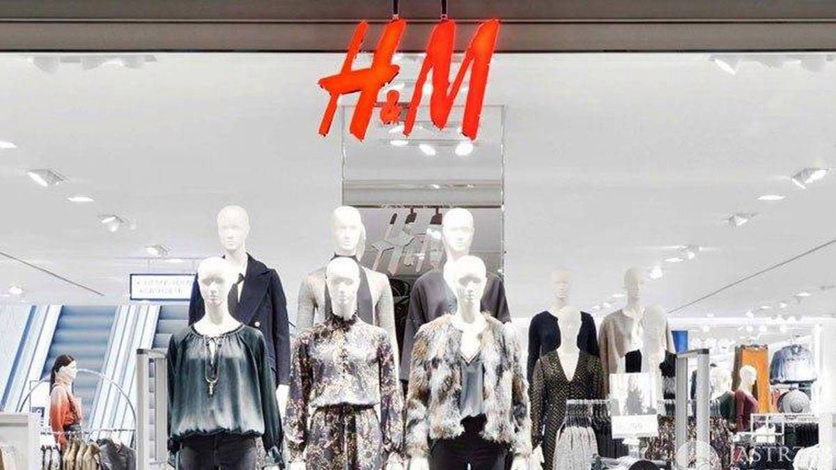 H&M zamyka sklepy i przenosi sprzedaż do sieci