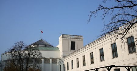 W wyborach startuje 5112 kandydatów na posłów i 278 kandydatów na senatorów