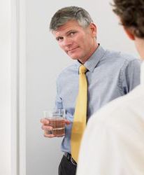 Obiadki z szefem to wazeliniarstwo! - zobacz wyniki sondażu