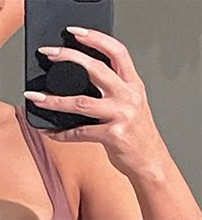 Kim Kardashian nie nosi ślubnej obrączki