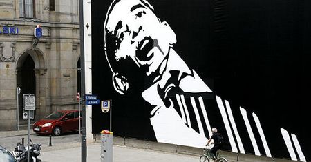 "Kto zabił Baracka Obamę"... we Wrocławiu?