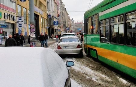 2 tysiące złotych kary za zablokowanie tramwaju