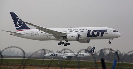 Boeing 787 Dreamliner wylądował na Okęciu