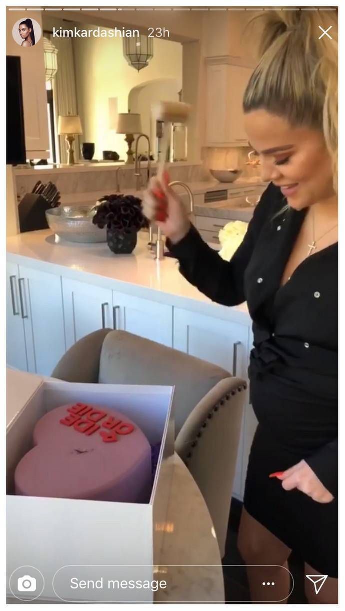 Prezent Kim Kardashian dla wrogów. Perfumy Ride or Die
