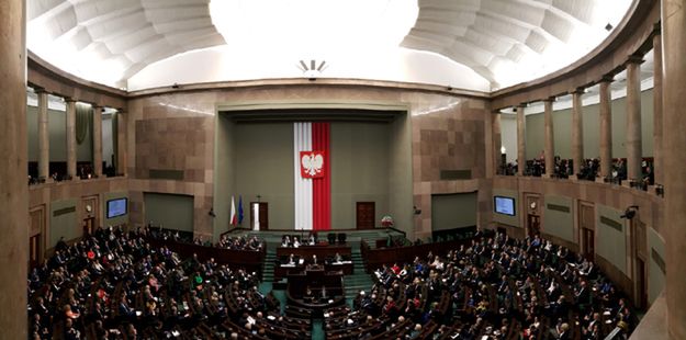Sejm decyduje o zasadach inwigilacji przez służby specjalne