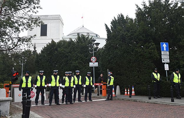 Policja nie chce być mieszana w politykę. Związki zawodowe wydały oświadczenie