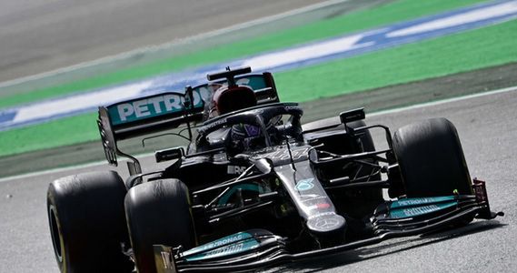 Lewis Hamilton triumfatorem Grand Prix Hiszpanii.