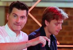 Tomasz Kammel zaliczył wpadkę w "The Voice of Poland". Z pomocą przyszedł młodszy kolega