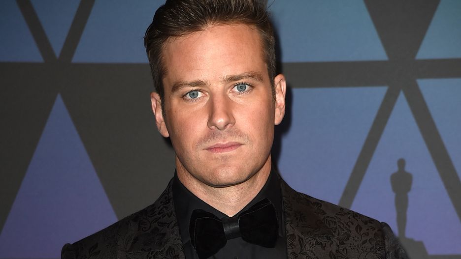 Armie Hammer wychowuje syna i córkę