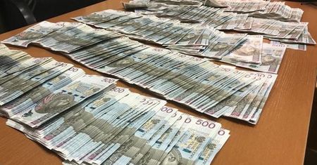 Prokuratorzy z Prokuratury krajowej i policjanci z Krakowa rozbili grupę sutenerów.