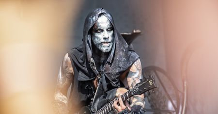 30 tysięcy za Behemotha. "Kara śmierci" dla muzycznych klubów