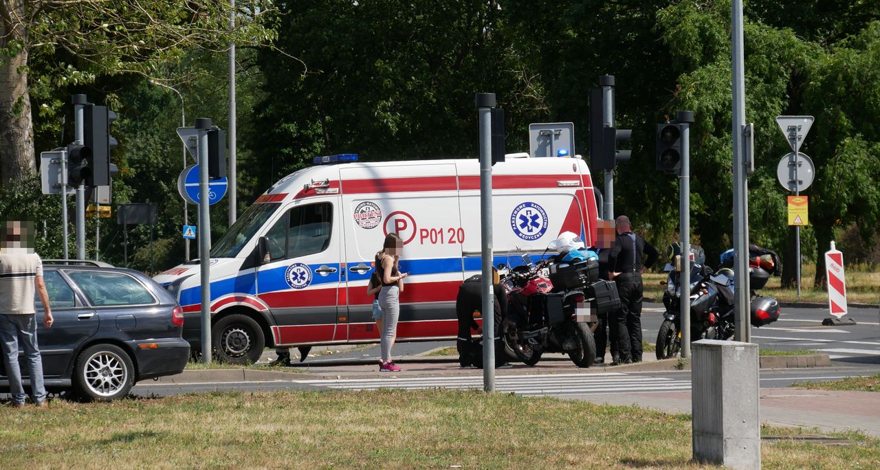 Wypadek na Wojska Polskiego. Ranna pasażerka motocykla