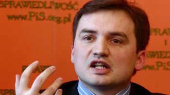 Poseł PiS Zbigniew Ziobro podczas konferencji