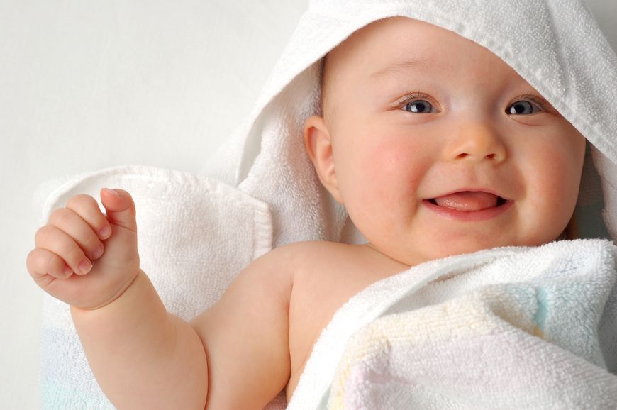 Wyginanie Niemowlaka W Litere C Rozwój niemowlaka - Jak rozwija się niemowlę? | WP parenting